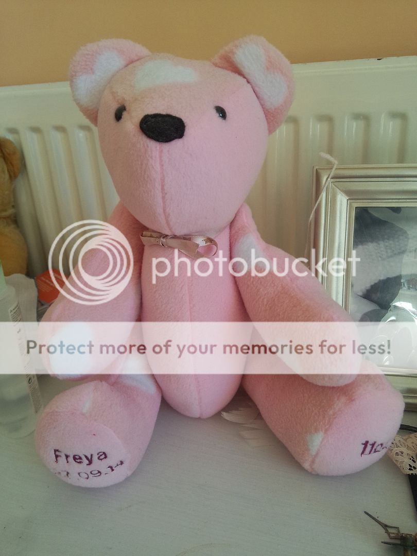 Keepsakes from baby clothes BabyCentre